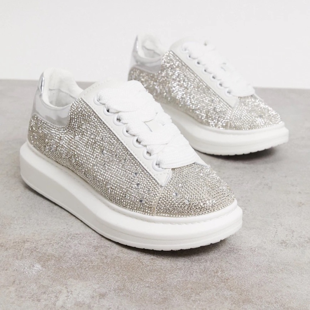 Steve Madden Women's Glimmer-R Sneakers Rhinestone Size 10 new never worn